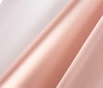 Antimikrobielle Schichten auf Folien bei ROWO Coating für keimreduzierende Oberflächen in Medizintechnik, Verpackung und Hygieneanwendungen.