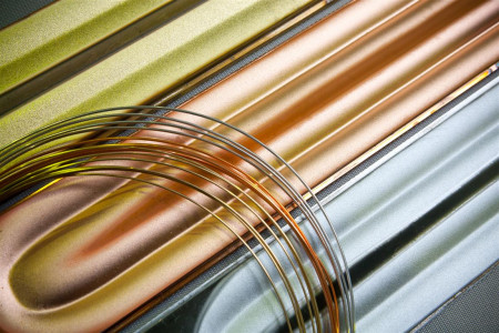 Antimikrobielle Schichten auf Folien bei ROWO Coating für keimreduzierende Oberflächen in Medizintechnik, Verpackung und Hygieneanwendungen.