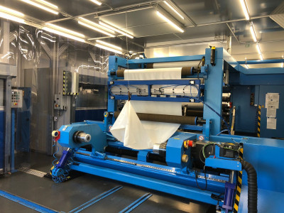 Schneidanlage im Reinraum Klasse 6